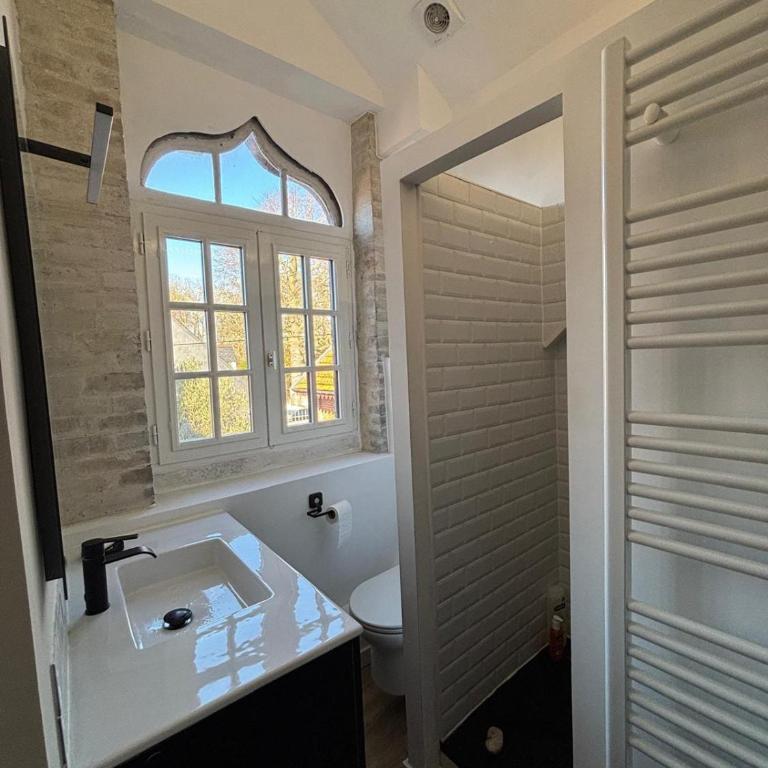 Villa de Caractère avec Piscine - Villa 3 Chambres - 49