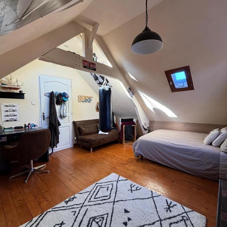 Villa de Caractère avec Piscine - Villa 3 Chambres - 44