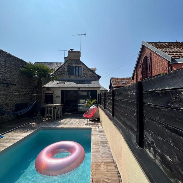 Villa de Caractère avec Piscine - Villa 3 Chambres - 7