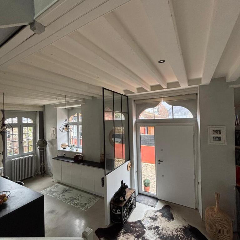 Villa de Caractère avec Piscine - Villa 3 Chambres - 15