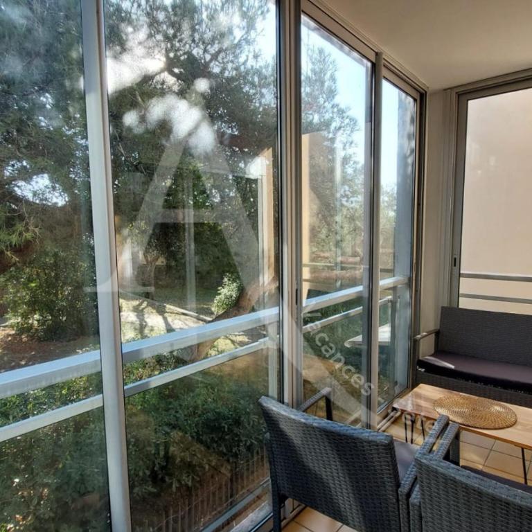 Beau T2 moderne, residence avec piscine - Place de parking - Apartment mit 1 Schlafzimmer – Nichtraucher - 15