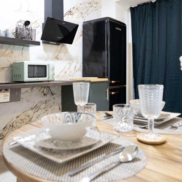 AG7 Loft Valencia Espaciosos estudios con terraza cercanos al metro Zona Ayora - Studio Apartment with Queen Bed - 10
