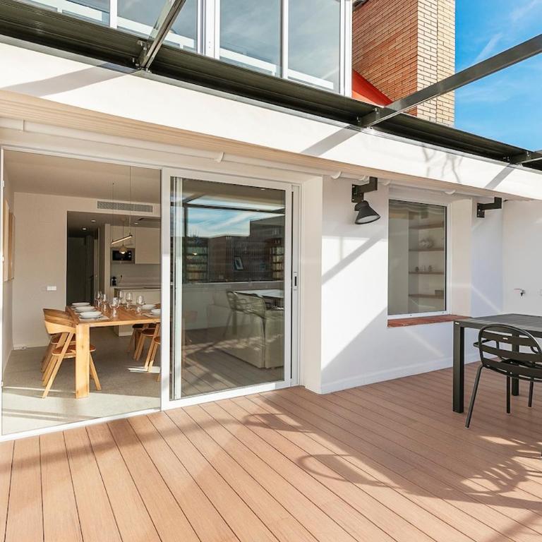 Penthouse with Terrace near Gran Via and Camp Nou - Apartment - 8