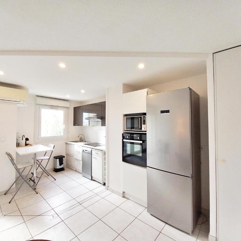 "Le Crystal" 4pers-Piscine-Proche plages&commerces - Apartment mit 1 Schlafzimmer - 5