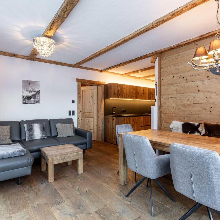 Uralp Royal mit Terrasse - Two-Bedroom Apartment - 11