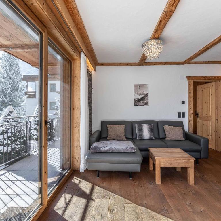 Uralp Royal mit Terrasse - Two-Bedroom Apartment - 12