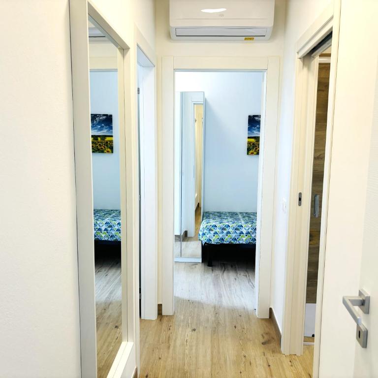 New Splendid - Two-Bedroom Apartment - 11