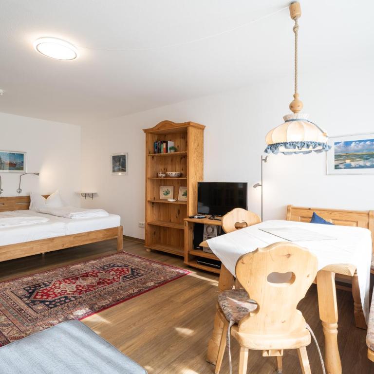 Ferienwohnung Kölbel - Apartment mit 1 Schlafzimmer - 2