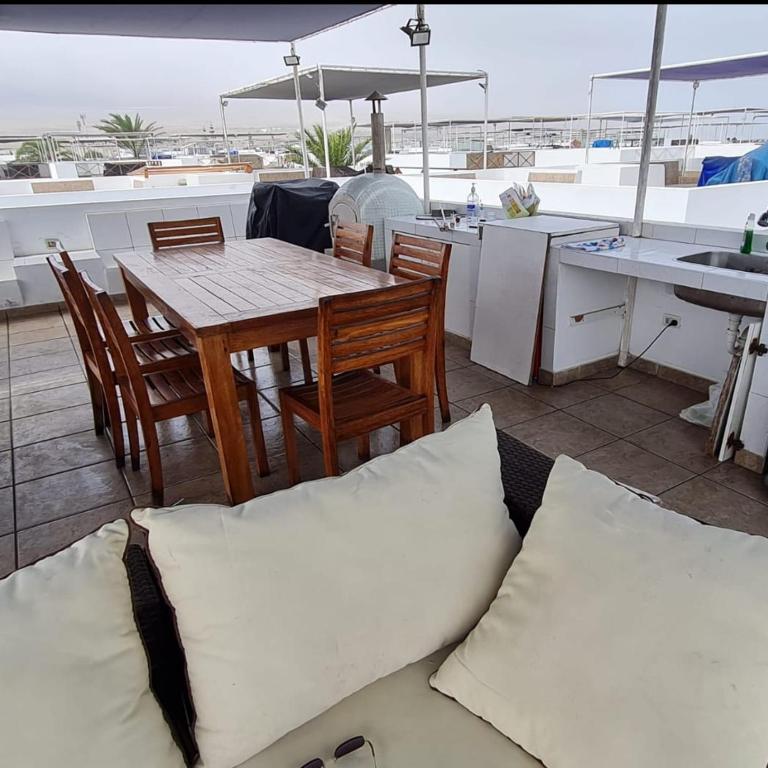 Espectacular Casa de Playa en Asia frente al Mar - Four-Bedroom House - 18