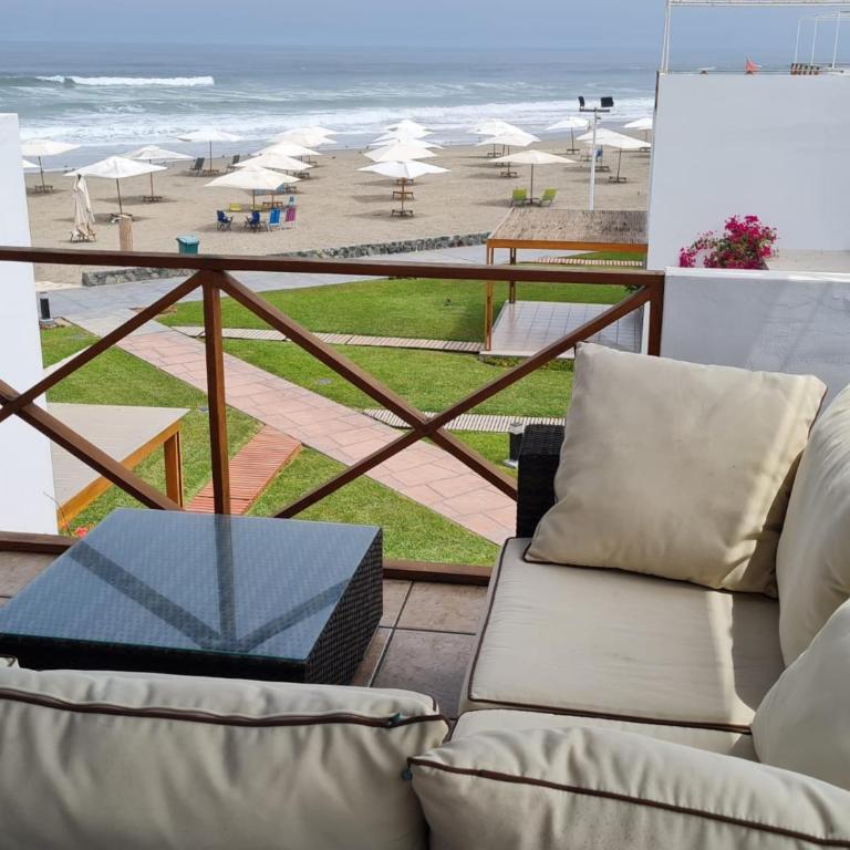Espectacular Casa de Playa en Asia frente al Mar - Four-Bedroom House - 16