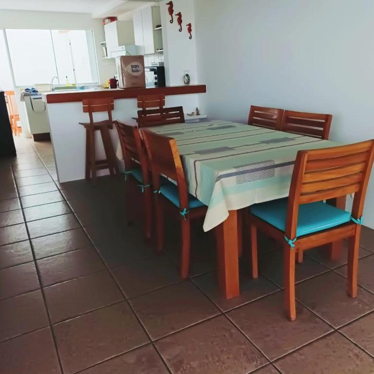 Espectacular Casa de Playa en Asia frente al Mar - Four-Bedroom House - 9