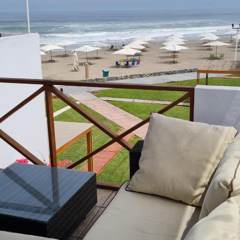 Espectacular Casa de Playa en Asia frente al Mar - Four-Bedroom House - 20