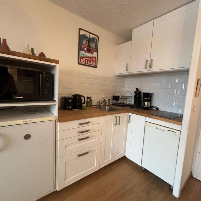 APPARTEMENT RESIDENCE PLEIN SUD , CENTRE STATION , PIED DES PISTES , PARKING ,WIFI , 30 m2 , 4p - Apartment mit 2 Schlafzimmern - 2
