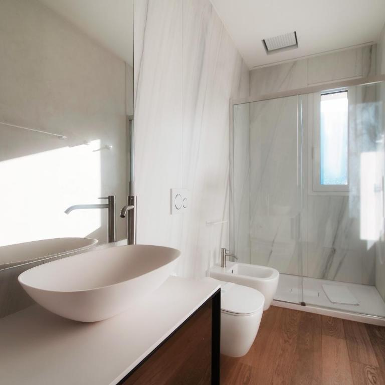 Unique Gandria Attic by Quokka 360 - Elegant Lake View Apartment - Appartamento con 2 Camere da Letto - 41