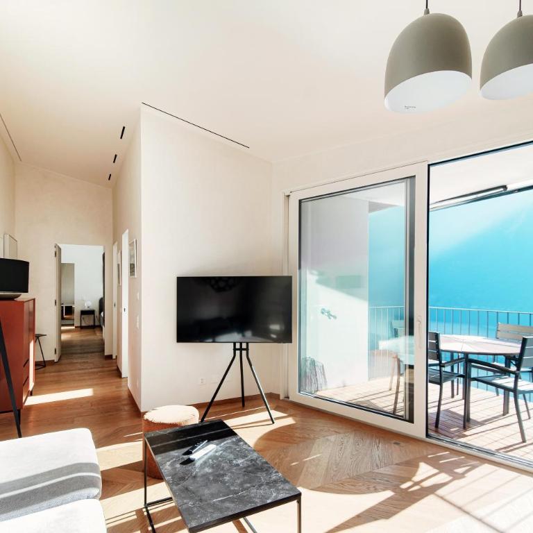 Unique Gandria Attic by Quokka 360 - Elegant Lake View Apartment - Appartamento con 2 Camere da Letto - 7