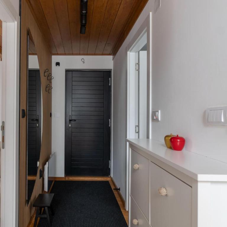 Gorska Vila - Three-Bedroom Chalet - 60