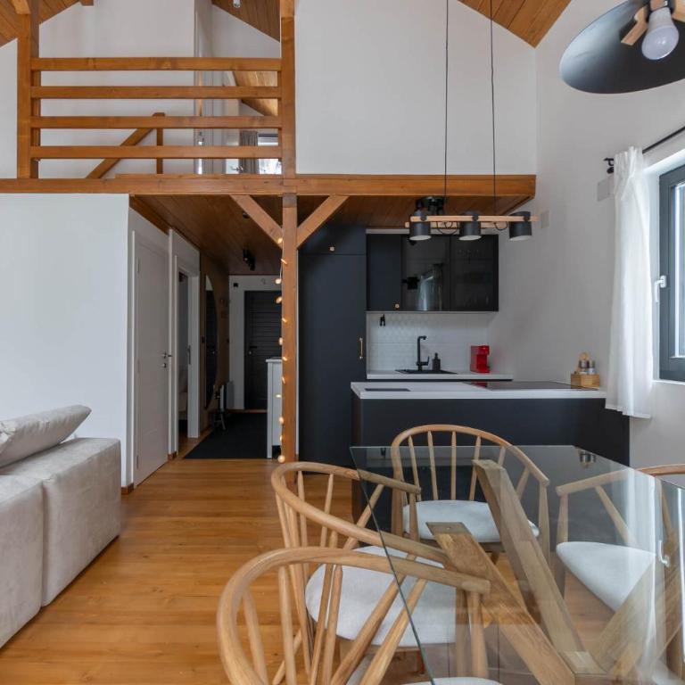 Gorska Vila - Three-Bedroom Chalet - 4