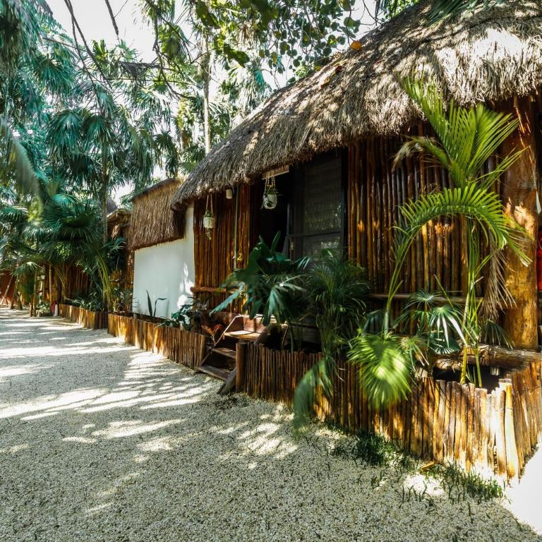 Eco Bañitas Tulum - Habitación Estándar - 1 cama grande - 12