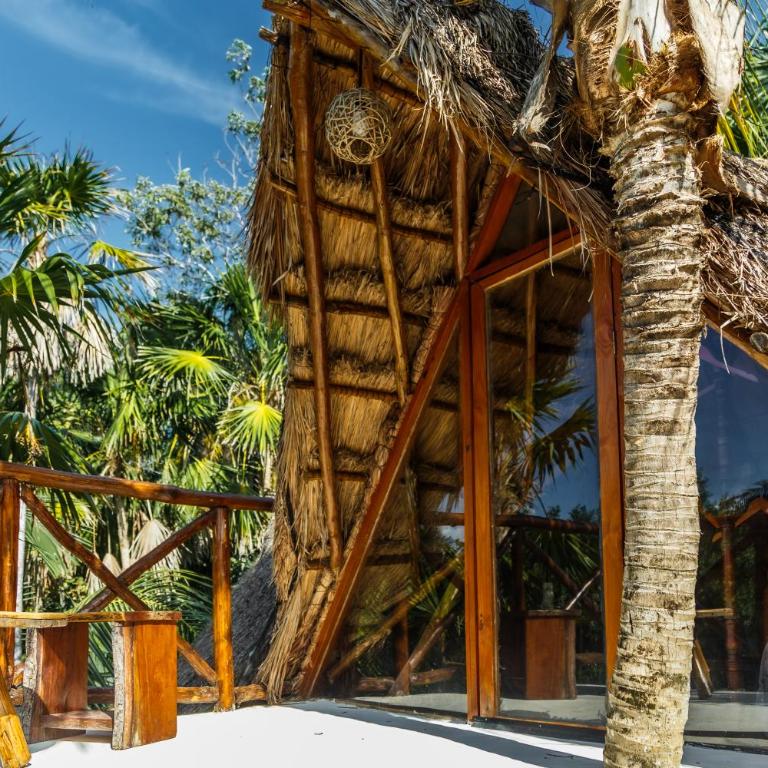Eco Bañitas Tulum - Habitación Familiar con baño privado - 2