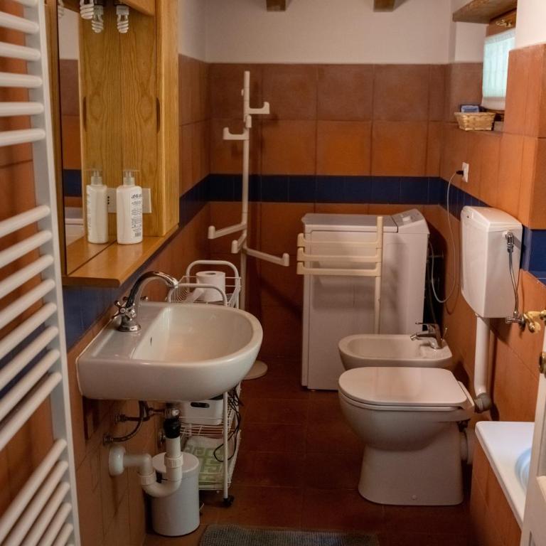 Casa Caravino - Appartamento con 2 Camere da Letto e Vista Lago - 14