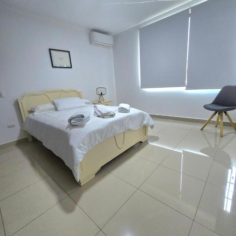 Lindo y Moderno Departamento, Parqueo - Apartamento de 2 dormitorios - 7