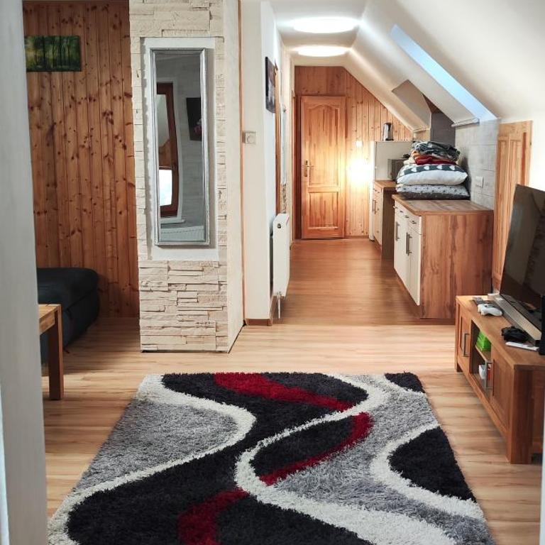 Haus Elena am Semmering - Apartment mit 2 Schlafzimmern und Bergblick - 1