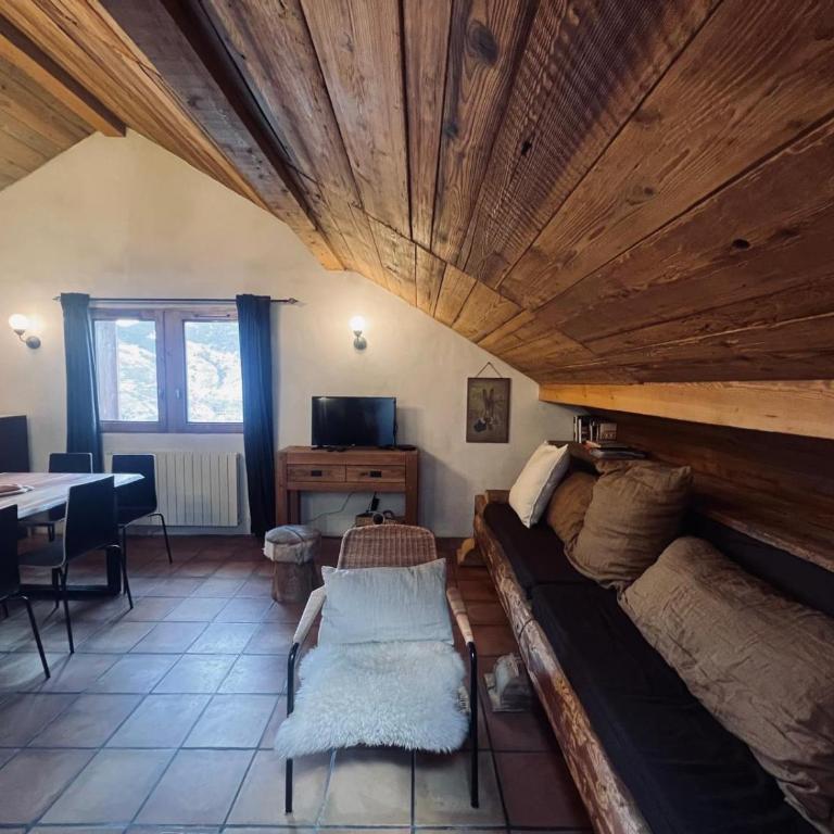 Charming chalet, 3 rooms, 6 to 8 persons, Meribel, Les Allues - Appartement 2 Chambres - 9