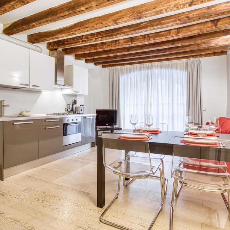 DUOMO 10 min - Lovely apartment in the center - Appartamento Deluxe con 2 Camere da Letto - 15
