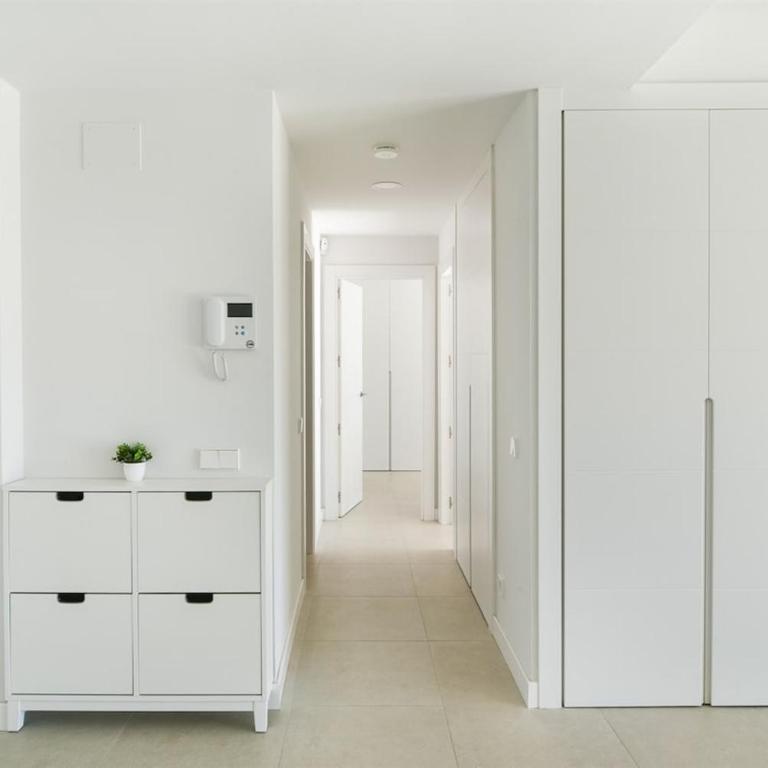 Garden apartment with spa, outdoor pool & parking - Apartamento de 2 dormitorios con terraza - 18