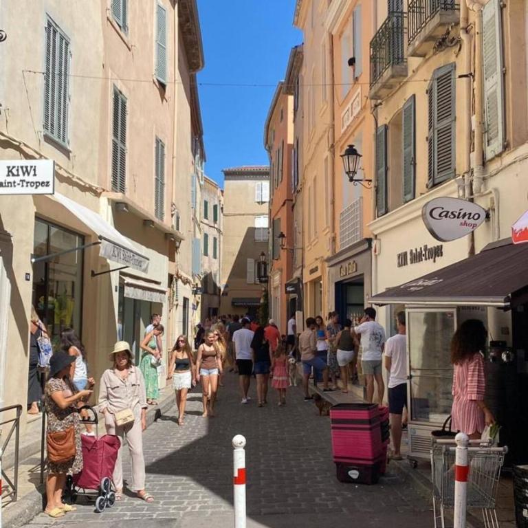 Cozy studio Le Cèdre, Port de Saint Tropez - One-Bedroom Apartment - 16
