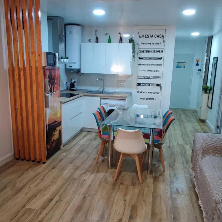 Calle Carril de la Fuente Apartamento - Apartamento con vistas al mar - 9