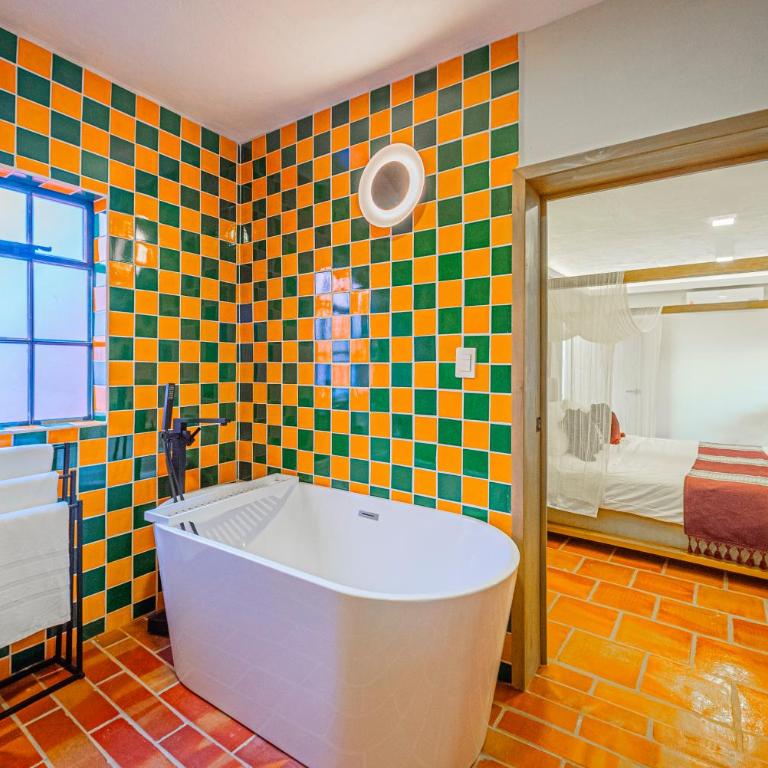 Casona Quetzal - Suite Deluxe - 17