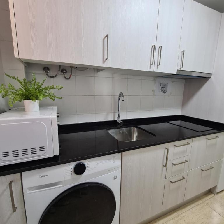 Alojamientos KYOMU El Sol - Apartamento de 1 dormitorio - 2