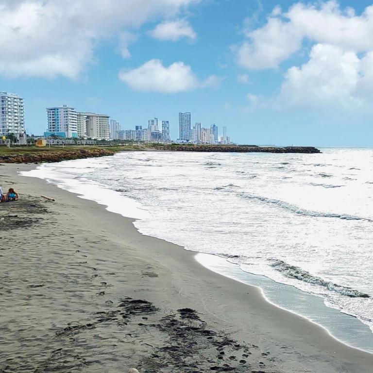 Luxury Beachside Suite - Two-Bedroom Apartment - 20