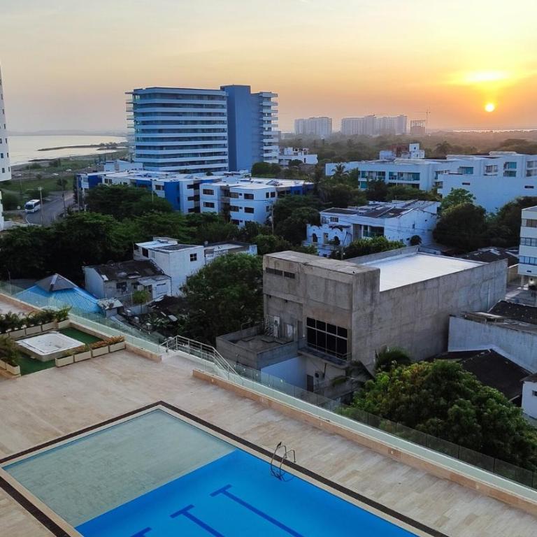 Luxury Beachside Suite - Two-Bedroom Apartment - 26