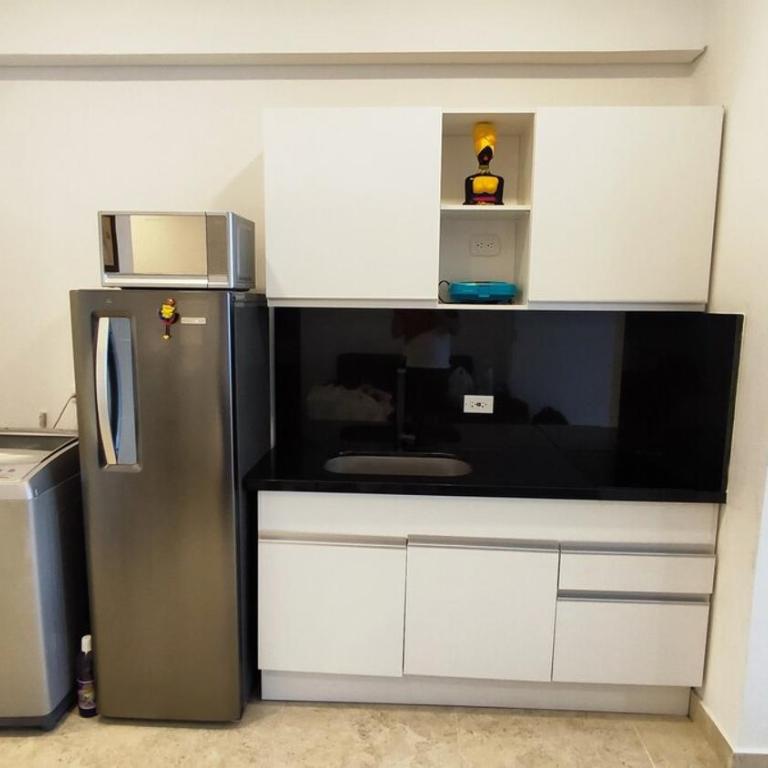 Luxury Beachside Suite - Two-Bedroom Apartment - 28