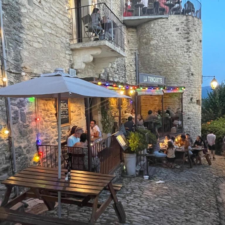 Maison de charme au coeur du village de Gordes - Maison 3 Chambres - 47