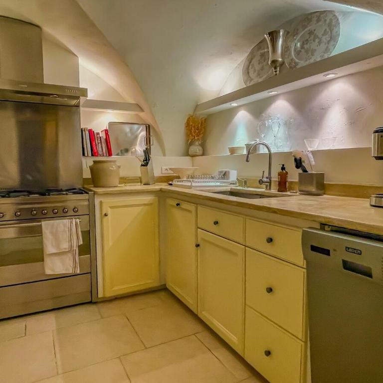 Maison de charme au coeur du village de Gordes - Maison 3 Chambres - 37