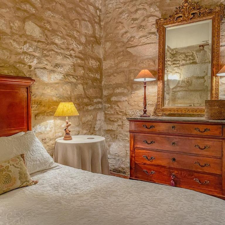 Maison de charme au coeur du village de Gordes - Maison 3 Chambres - 3