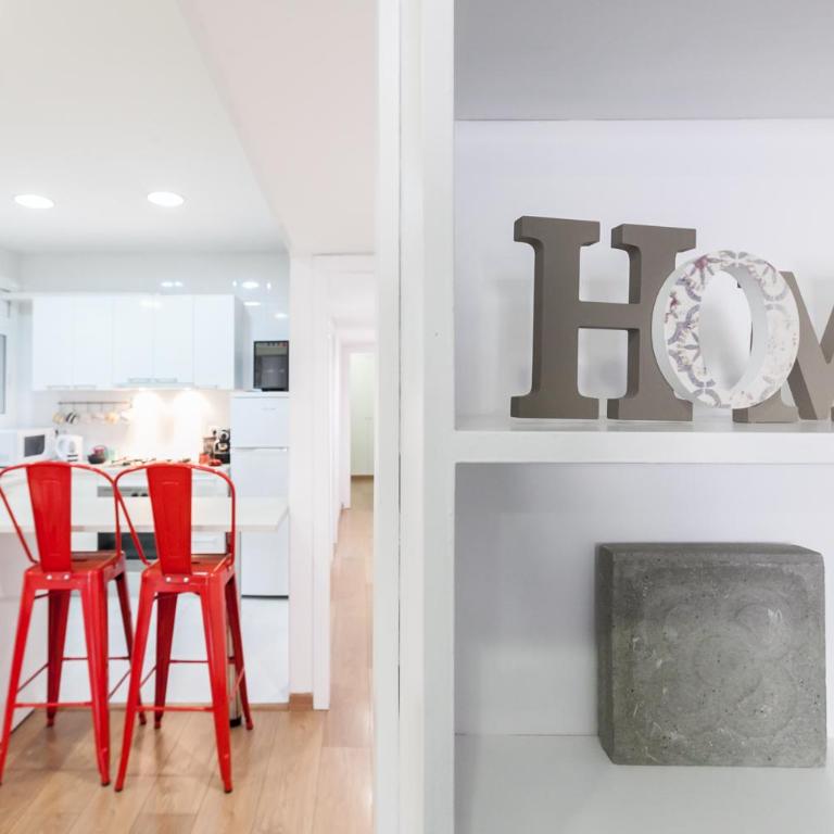 Be Barcelona Eixample Arco del Triunfo - Three-Bedroom Apartment - 36
