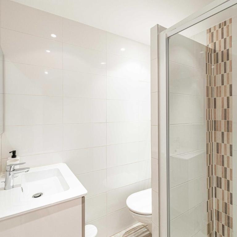 Renovated apt with Parking & Terrace - Palm Beach - Appartement 1 Chambre - 6