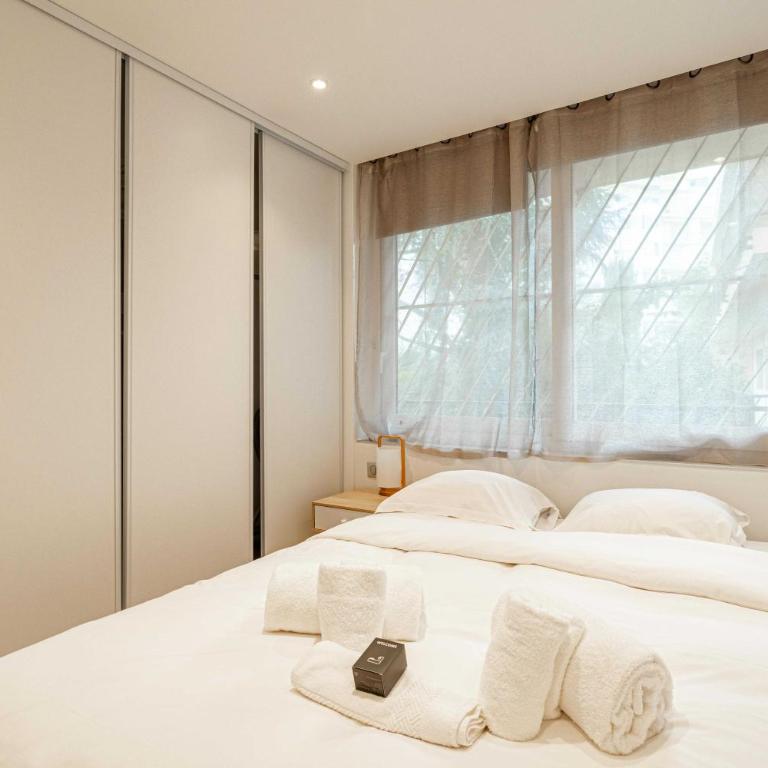 Renovated apt with Parking & Terrace - Palm Beach - Appartement 1 Chambre - 8