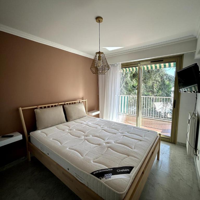 Appartement à Antibes avec terrasse ensoleillée - Apartment mit 3 Schlafzimmern - 24
