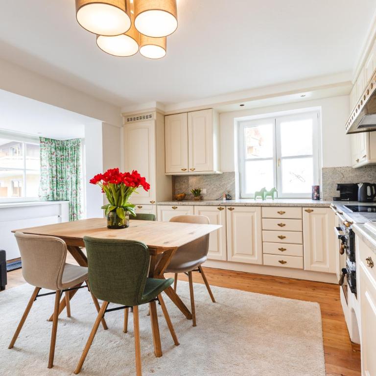 Hubertus Boutiquehotel Filzmoos - Apartment mit Blick auf die Berge - 5