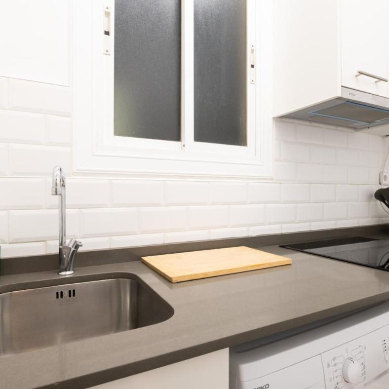 Sagrada Familia Comfy apartment - Apartamento de 2 dormitorios - 7