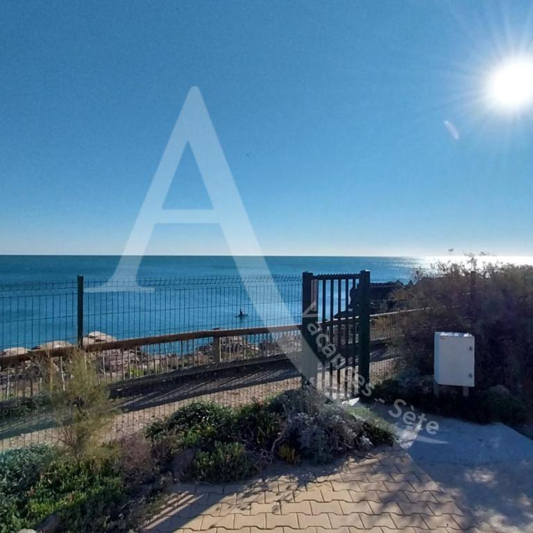 CONFORTABLE T2 EN FRONT DE MER, PARKING, WI-FI - Appartement - Vue sur Mer - 17
