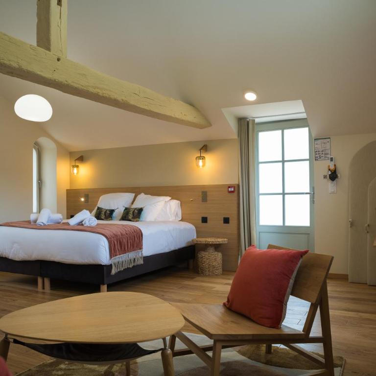 Domaine de l'Ecorcerie - Suite - Vue sur Piscine - 6