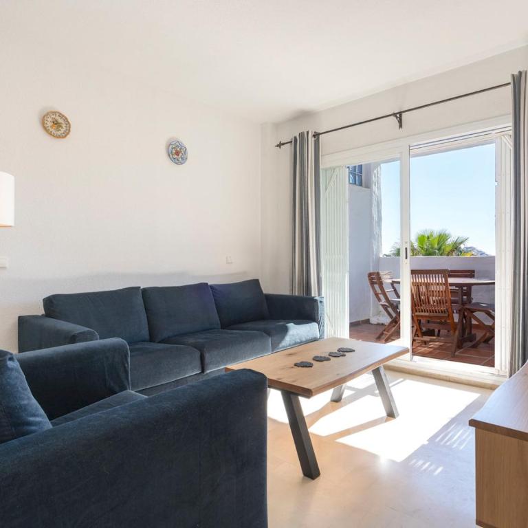 Riviera Golf Apartment - Pool Views! - Pass the Keys - Apartamento de 2 dormitorios - 1