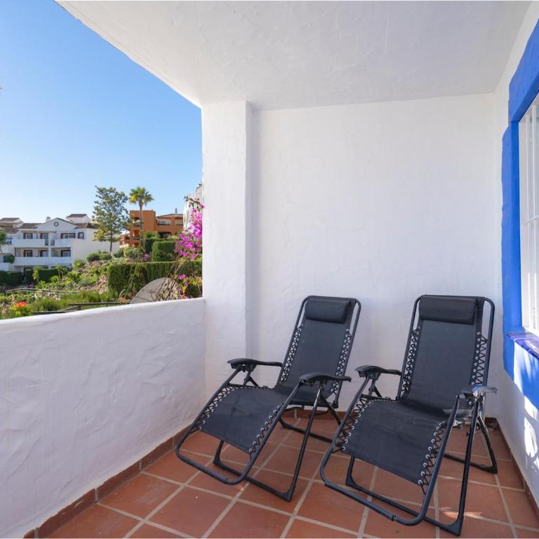 Riviera Golf Apartment - Pool Views! - Pass the Keys - Apartamento de 2 dormitorios - 2