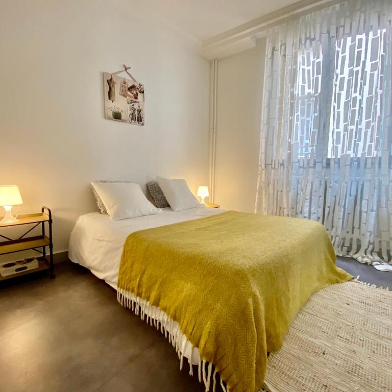 Charmant 2 pièces au coeur de Paris - One-Bedroom Apartment - 1
